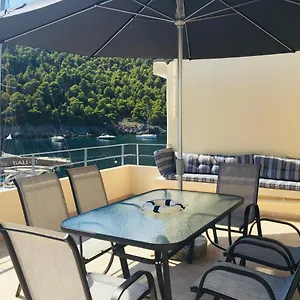  Villa The Cove Assos